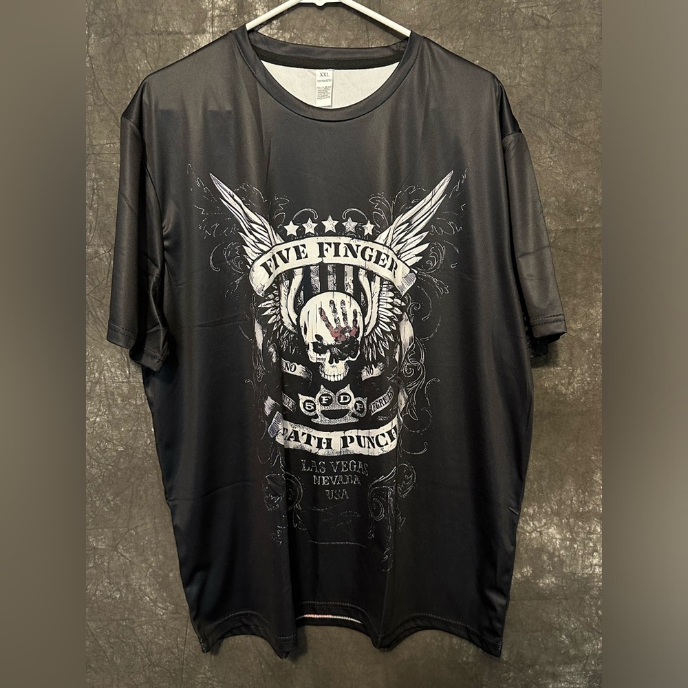 New Men’s Five Finger Death Punch shirt size XL